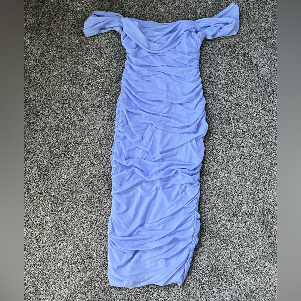 Elegant Blue Midi Dress